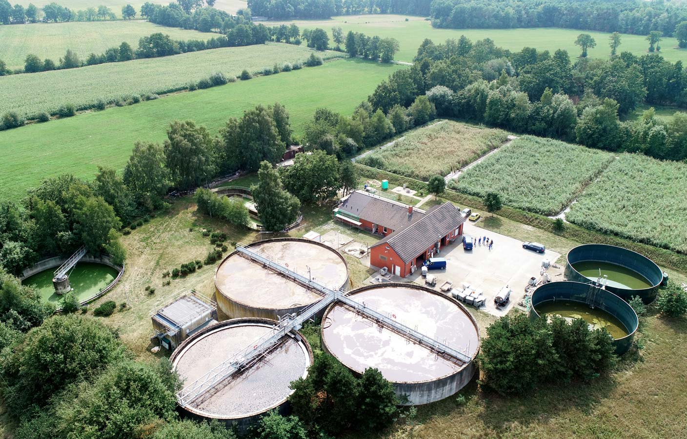 Verbesserte Entwässerung des Klärschlamms durch die Hochleistungsvererdung